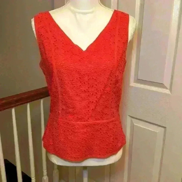 Ann Taylor Vintage Red Sleeveless Eyelete Tank Side Zip V-neck Women’s Size 10 - Picture 2 of 12